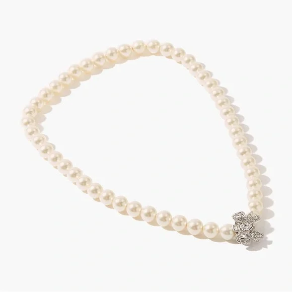 MIU MIU
Crystal-Embellished Faux-Pearl Necklace - Picture 4 of 4